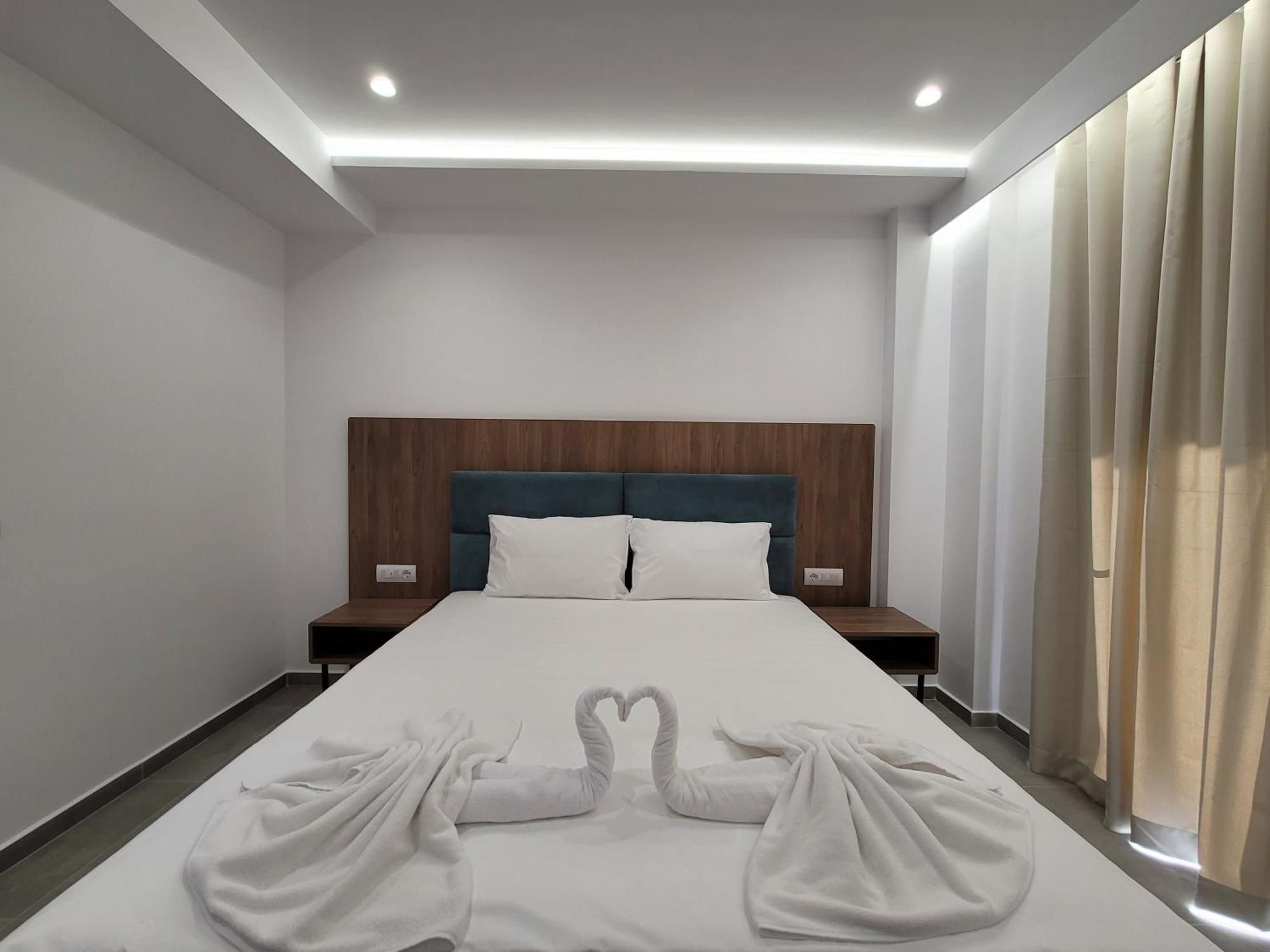 Prestige Hotel คซามิล ภายนอก รูปภาพ