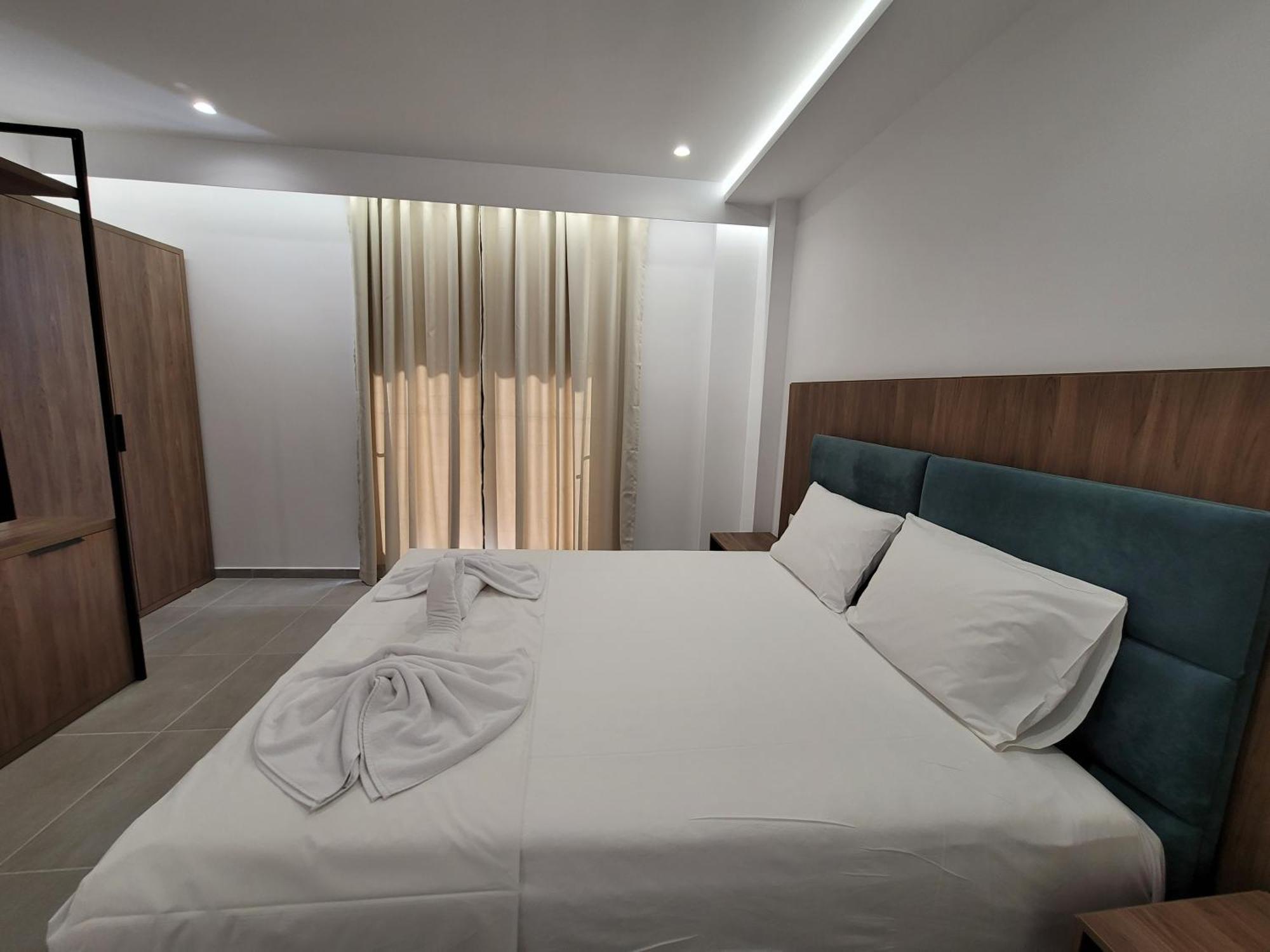 Prestige Hotel คซามิล ภายนอก รูปภาพ